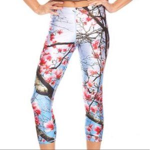 Zara Terez cherry blossom Capri leggings S